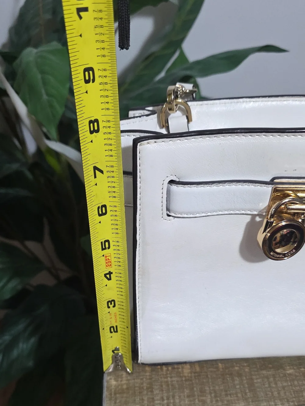 Michael Kors Hamilton Crossbody White Leather Gold Hardware Excellent Condition